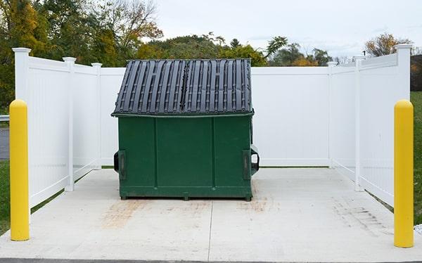 commercial dumpsters can customize pick-up schedules based upon their clients' needs